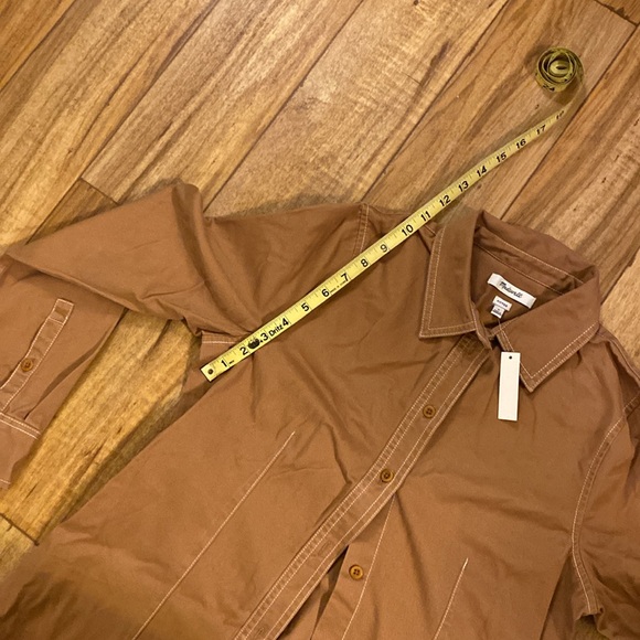 Madewell Heavy Weight Button Down - Picture 10 of 12